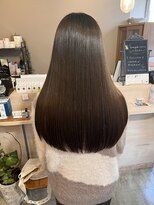 スアバイキキ(SuA by kiki.)&nbsp;似合わせカット/透け感バング/ぱつっとボブ/韓国ウェーブ[千葉]