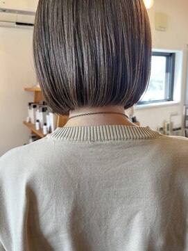 丸くならないボブ