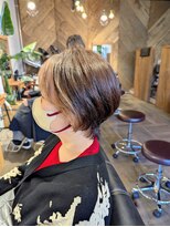 ヘアードレスビュー(hair dress V.I.E.W)&nbsp;ショートでも映えるフェイスフレーミング♪