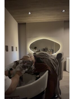 リファベラ(refabera)の写真/優しい音や香りや灯りの演出が20分のヘッドスパでも夢の世界へお連れします