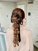 フェリーチェ(Felice)&nbsp;編みおろし ポニーテール お呼ばれヘア 参列ヘア イベントヘア