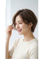 ソーエン バイ ヘッドライト 横須賀中央(soen by HEADLIGHT)&nbsp;小顔◎ふんわり丸みショートボブ　20代30代40代50代