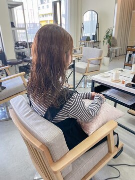 リッツ 岡崎緑ヶ丘店(Ritz) 似合わせカット_艶カラー_ブラウン_R81027
