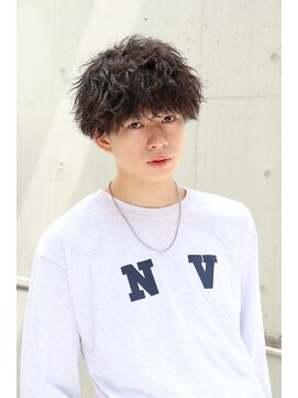 ネイビー(NAVY) 簡単スタイリング 無造作 ツイストスパイラルパーマ