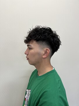 ヘアークラブ セシカ フェード×スパイラルパーマ