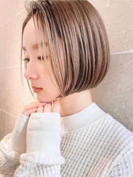 サンド 銀座(sand) 大人可愛い20代30代40代前下がりショートボブ 丸みショート◎