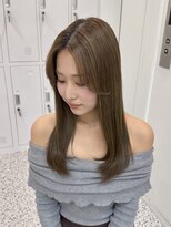 アイユー(ii+U) カーテンバング　ストレート　透明感カラー