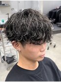 渋谷メンズハイライトカラーメッシュカラー緩め波巻きパーマ