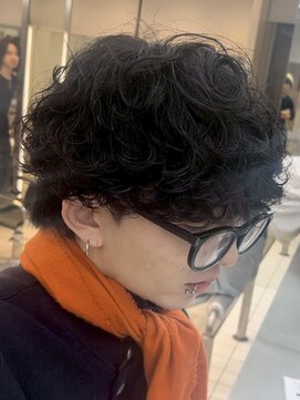 フィフス 栄(fifth) 波巻きスパイラルパーマルーズパーマツイストスパイラルメンズ栄