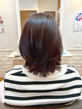 ナオシ トレス 富雄店(nao*c tres) ツヤ感レイヤーボブ【奈良市】