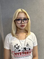 アウラ(aura)&nbsp;抜きっぱなしブロンド　ブリーチ　イルミナカラー