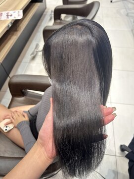 アース オーセンティック 草津エイスクエア店(EARTH Authentic) 毛髪形状ケアトリートメント