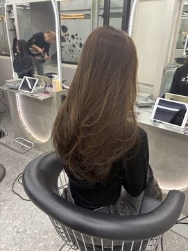ロンド マーレ 天神大名店(Lond mare) 透明感ミルクブラウン×レイヤーカット