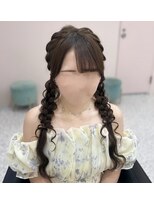アリエス 八重洲店(Aries) 髪の毛リボンツイン編みおろし