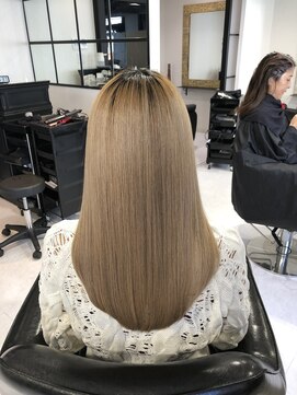 BONDZSALON麻布十番/髪質改善/ヘッドスパ/縮毛矯正/レイヤーカット【ボンズサロン】 麻布十番 黒髪 メルティカラー ウルフミディ シースルーバング