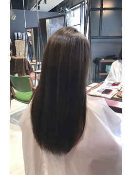 インス(ensue) 艶髪×ナチュラルな透明感♪抜け感ラベンダーベージュカラー中島