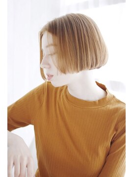 トランクイルバンカ(TRAN9UIL BANCA) 高めでキュッと品格ボブ