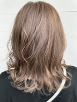 アプシー 三木店(Apsee) グレージュ×外ハネ