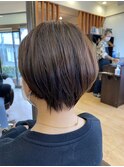 ショートボブ
