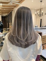 リード バイ ラグーン(LEAD by LAGOON)&nbsp;バレイヤージュハイライトグラデーショングレージュミルクティ