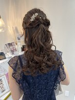 ベルバイヘアスイッチ(by hairswitch)&nbsp;お呼ばれ結婚式アレンジ