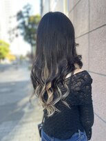 フツーロ 栄(FUTURO) プルエクステ