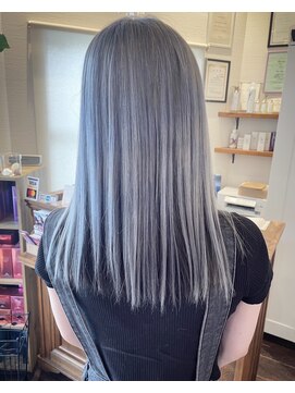 メレット(Meret) ホワイトシルバー