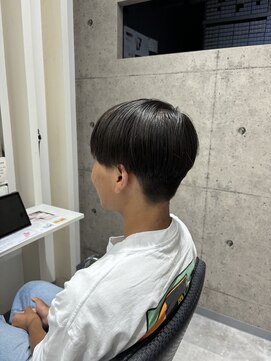 グランツ(Glanz) 大和八木橿原メンズカットサラストマッシュ刈り上げマッシュ