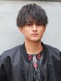 リタバイクロト(LITA by KUROT)&nbsp;ツイストやスパイラルを組み合わせた動きがあるパーマスタイル