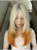 ブロンドからオレンジの裾カラー（ブリーチ2回～）