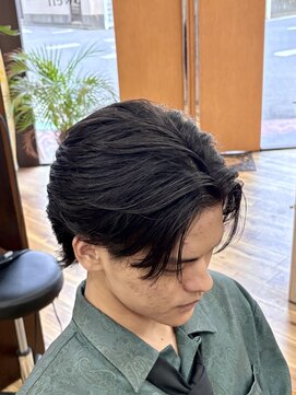 スウェル 千葉店(Swell) 前下りセンターパートスタイル