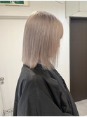 ブリーチ/グレージュ/アッシュ/切りっぱなしボブ/ダブルカラー