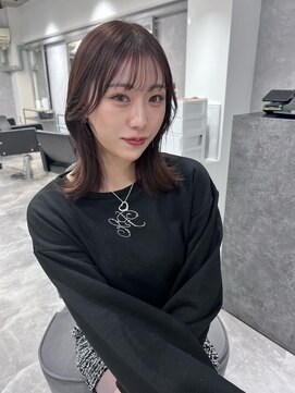 ジゼル 梅田(GiseL) 暗髪ヘアー