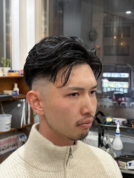 パーラー(PARLOR) 毛流れショート/フェード