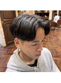 センターパート＋ニュアンスパーマ