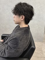 リオールバイニアウ(RE:ALL by Niau)&nbsp;MEN’S HAIR/波巻ツイストスパイラル/フェザーパーマ/太田