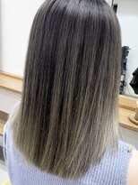 ランプ(Lamp) くびれレイヤー 白髪染め&白髪ぼかし/縮毛矯正と髪質改善