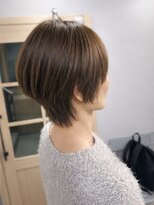 カミエ(kamie)&nbsp;ツヤ感溢れるブラウンボブ×トリートメント仕上げ