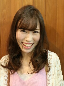 フォートップ(FOUR TOP) モテ髪×癒し系 スタイル