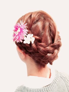 ヘアサロン チル(chill) 【Chill/本厚木】かわいいクイックあみこみアップ