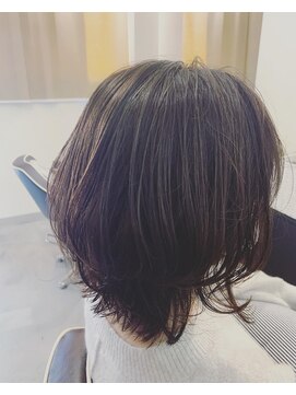 エリシオン(ELYSION) 外ハネウルフボブ