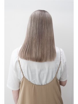 イーズ(e's) 【e's中目黒美容室】ケアブリーチ×うるおいブロンドベージュ