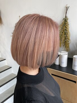 ノア(noa.) ホワイトピンクベージュ♪