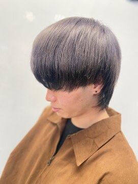 アイズ 海老名(AIZU) ダークシルバーカラー韓国風カラーダブルカラーダウンパーマ