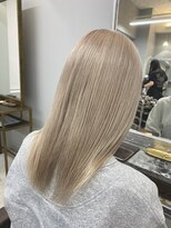 オズ 郡山桑野店(OZ)&nbsp;ミニウルフチェリーブラウンホワイトグレージュフェザーパーマ