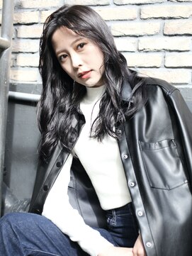 ココ 本八幡(KOKO) 黒髪クラゲヘアーオリーブグレー小顔ココアベージュロングヘア