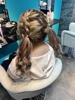 リエラ 新宿(RIERA)&nbsp;編み込みツインテール