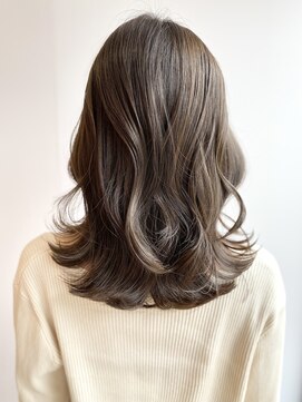 ウィクシーミミ 栄矢場町店(wixy mimi) 【wixy mimi/栄 矢場町/KOU】くびれヘア/韓国風/ミディアム