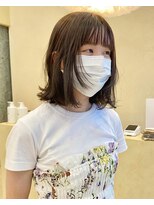 スニュウ(snuw)&nbsp;透明感カラーケアカラーオリーブカラーボブレイヤーカット