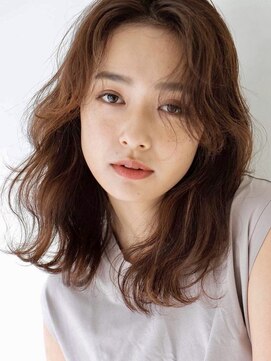 シエカ(CIECA.) 前髪カット/こなれミディ/ウェーブパーマ/イメチェン/レイヤー